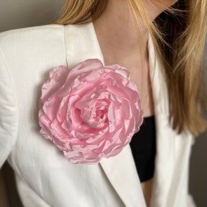 Extra grote ROSE-broche. Extra grote broche. Roze roosspeld. Cadeau voor haar.