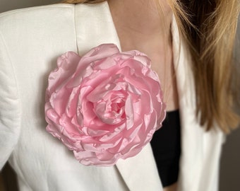 Extra large ROSE brooch. Oversize brooch. Pink rose pin. Gift for her.