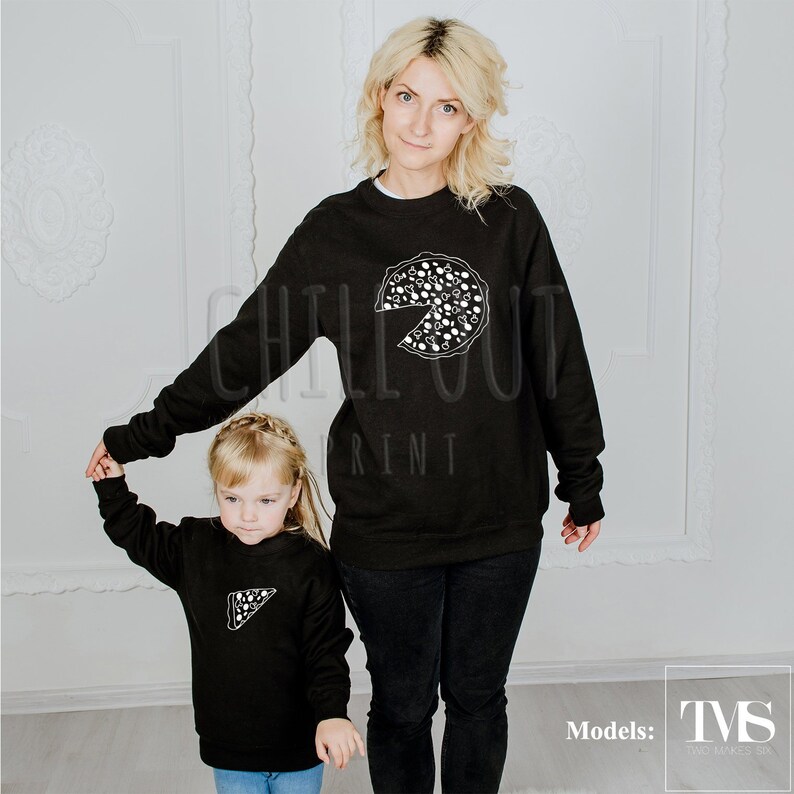 matching mom and daughter hoodies