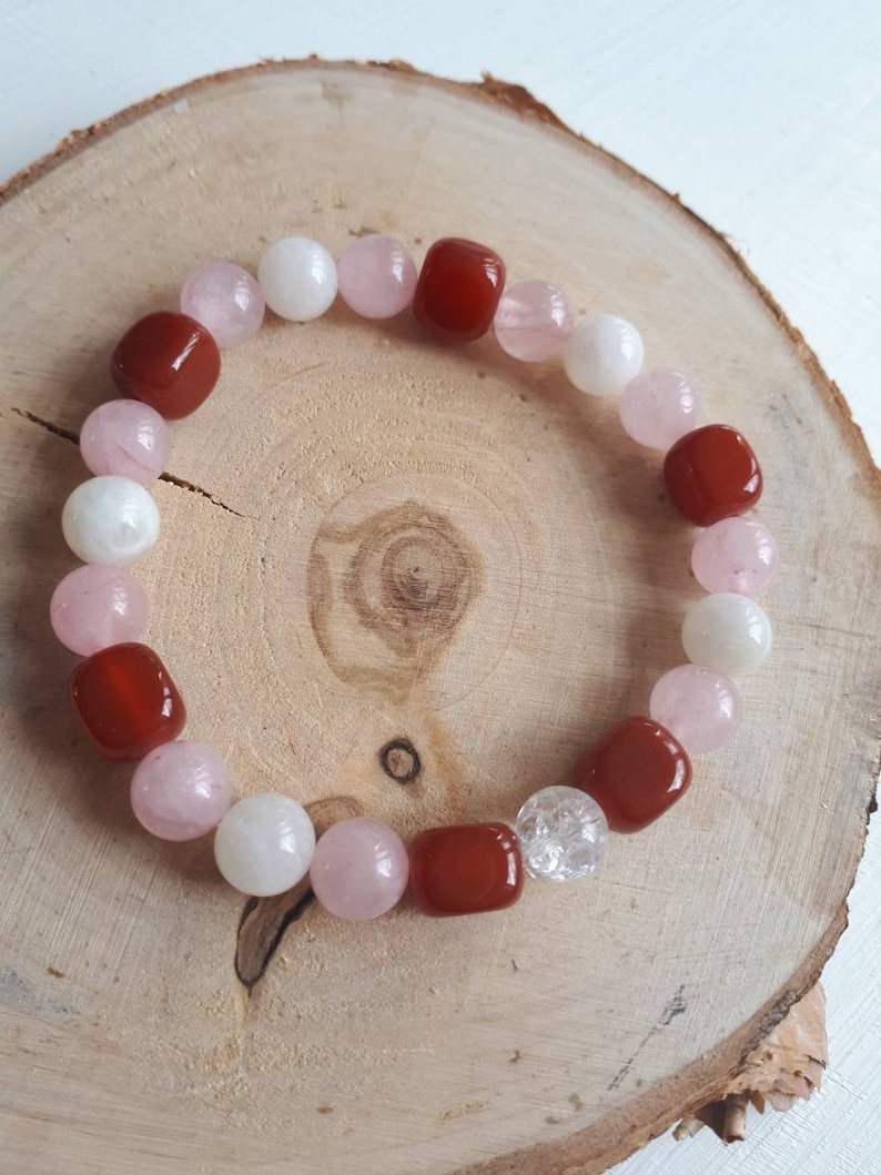 Fertility bracelet well-being menstrual pain PMS Crystal healing gift idea for woman for her reproduction fertility