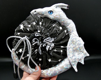 Galaxy dice bag with dragon, dice bag dnd, bag of holding, dice pouch, dungeon master gift, dnd accessories