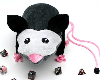 Possum dice bag, opossum dnd dice holder, dnd dice bag of holding, dice pouch