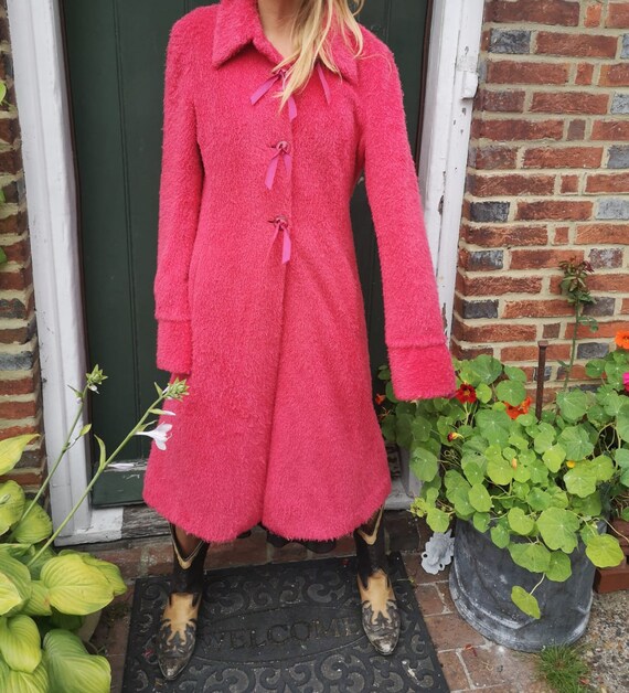 Tetraeder Frank Peave avoca mantel rosa Kleider Fünfte Abstraktion