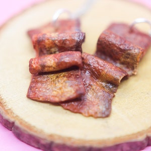 Charm de tocino, comida en miniatura, idea de regalo original, joyería de comida falsa, charm de comida para el desayuno, collar de comida