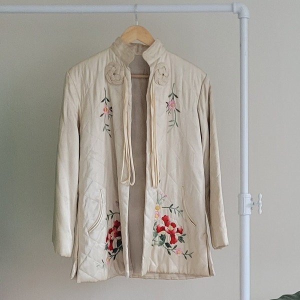 50s Quilted Silk Jacket/embroidery/floral design