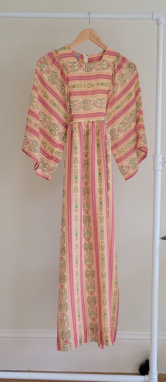 Young Edwardian by Arpeja/Angel Sleeve/70s Dress