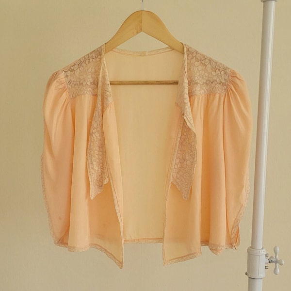 1920s Peach Lace Bed Jacket