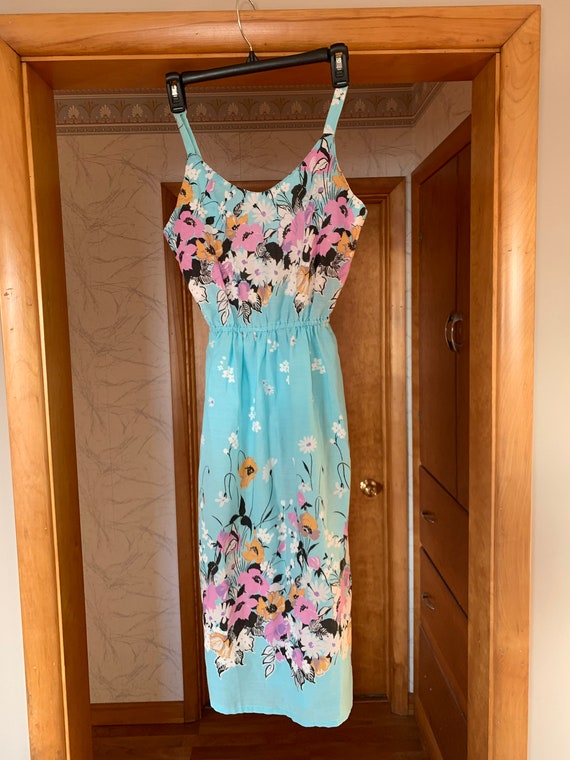 Dress 1980’s Vintage Spring/Summer Dress Floral Wi