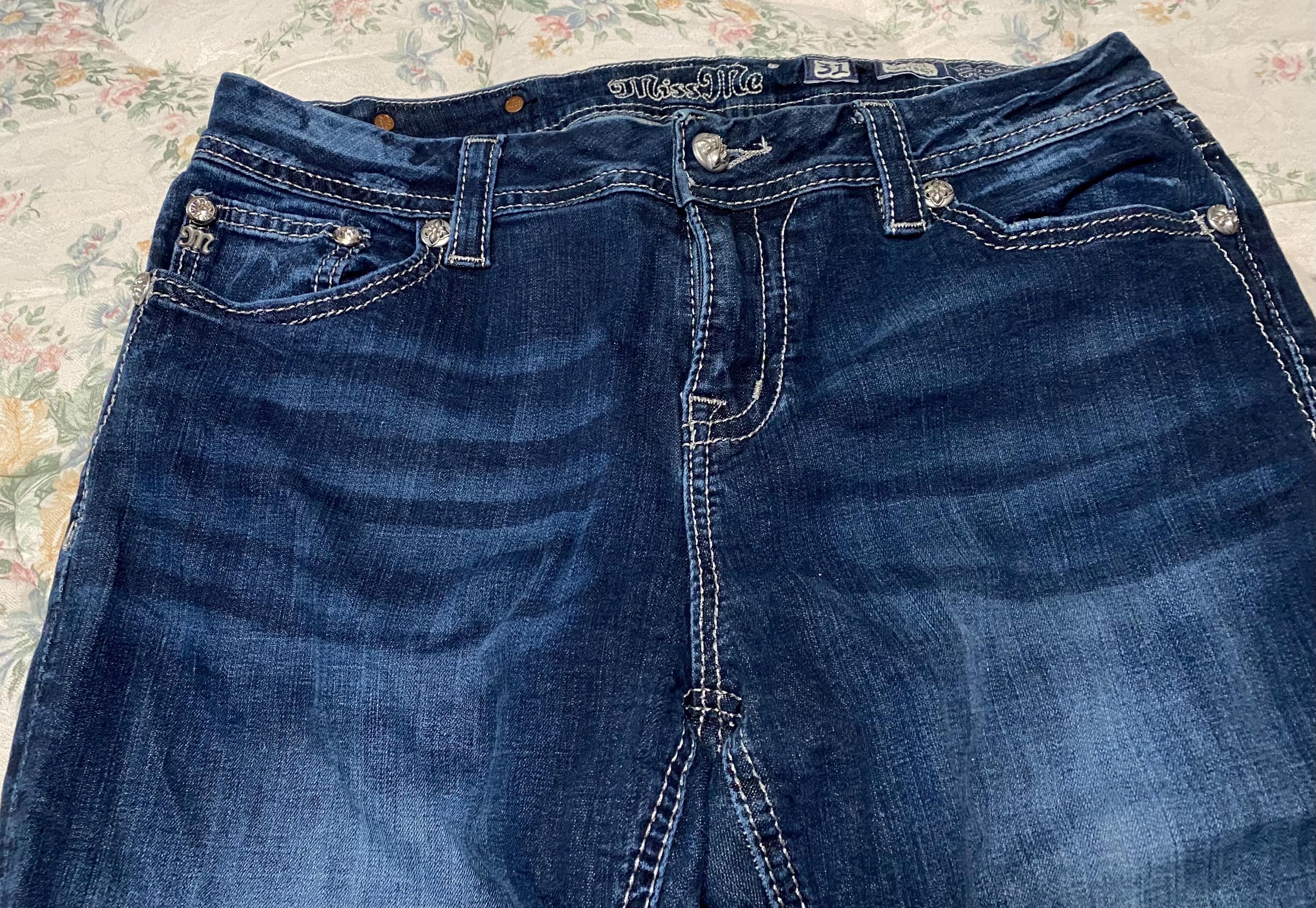ミスミー デニムジーンズ、ラインストーン装飾、ブーツカット 31/34