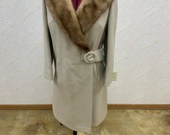 1970s YouthCraft Tan Coat With Fur Collar and Faux Belt  Size Small Free Shipping