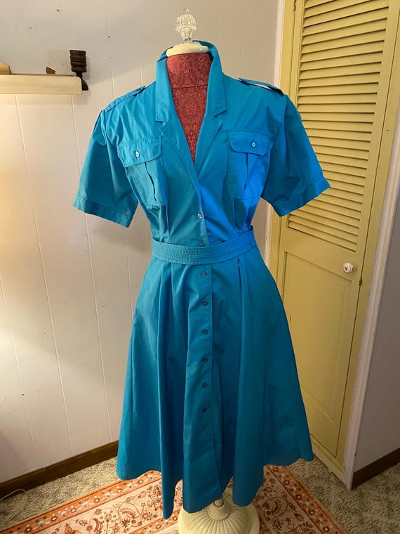 1980s Turquoise Blue Button-front Dress, Shoulder Pads, Belted, Larger Size  - Etsy