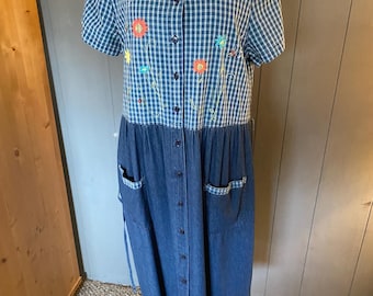 1990s Bobbie Brooks Blue Plaid Embroidered Denim Dress Size XL 16-18