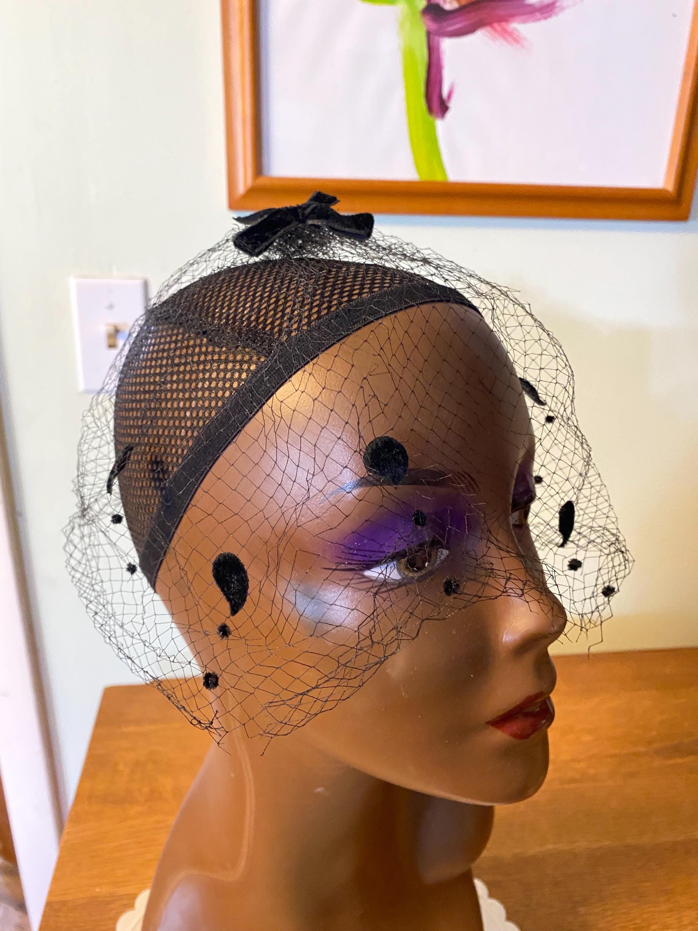 Vintage 1950\'s Black Veil Velvet Bow on Top Hat 1940s Black Veiled Fur Sequin Bow Top Hat Fascinator Tilt  main image 4