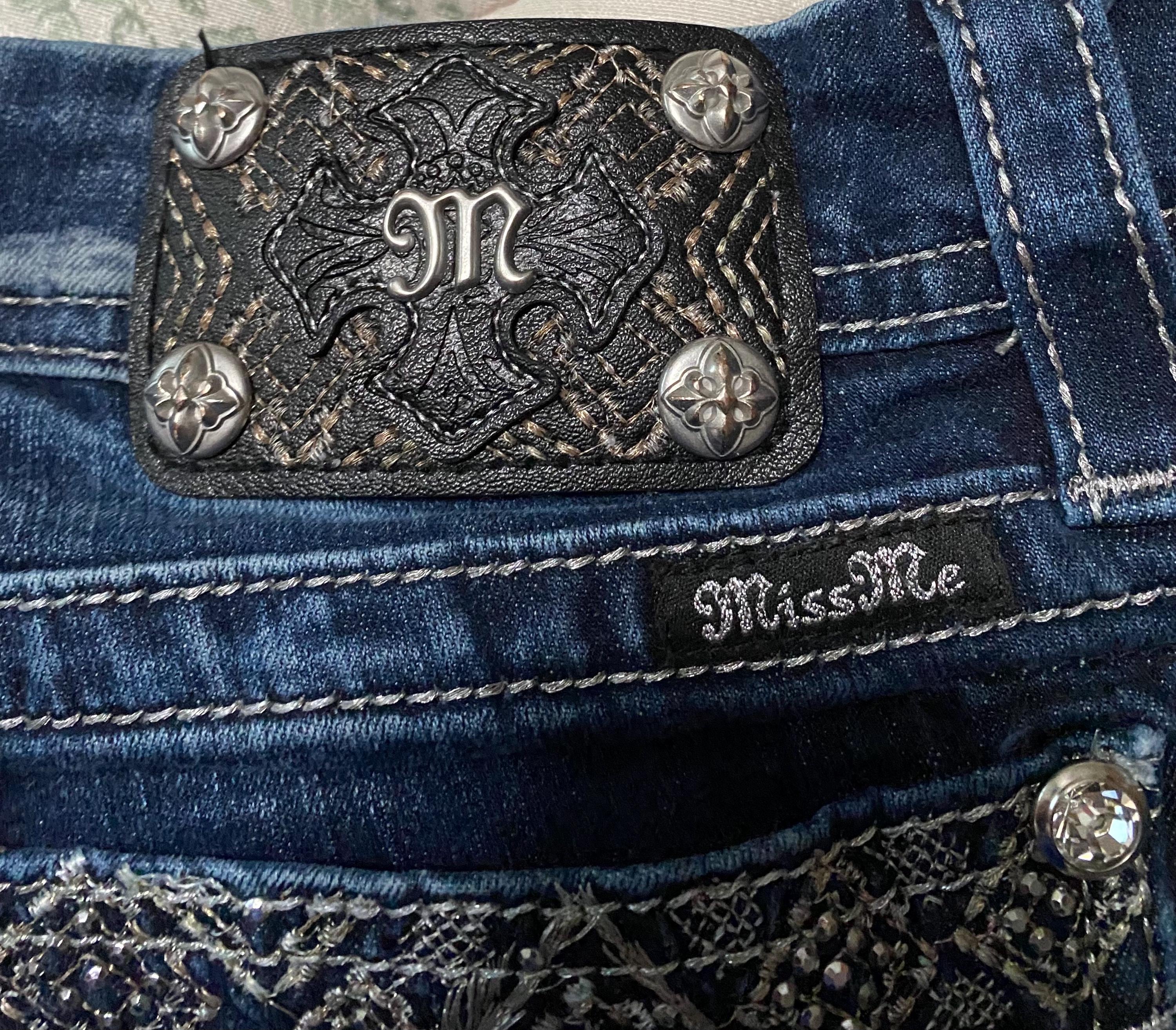 ミスミー デニムジーンズ、ラインストーン装飾、ブーツカット 31/34