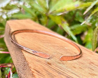 Hammered Copper Cuff Bracelet: Adjustable Arthritis Jewelry