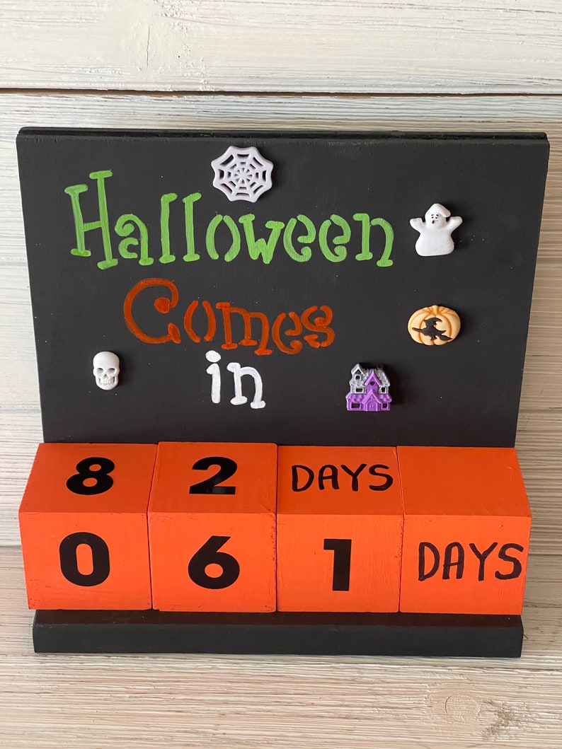 Spooky Halloween Countdown Calendar Spooky Decor Wood Etsy