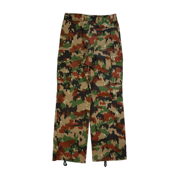 Vintage 90s Camo Cargo Pants Retro Swiss Switzerland TAZ 83 Camouflage Double Knee Army Pattern Military Style Combat Utility Trousers