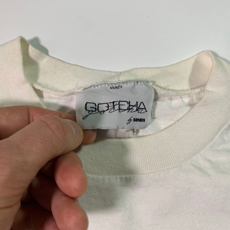 Vintage 90s Ayers Rock Tshirt by Gotcha I Survived Australia's Most