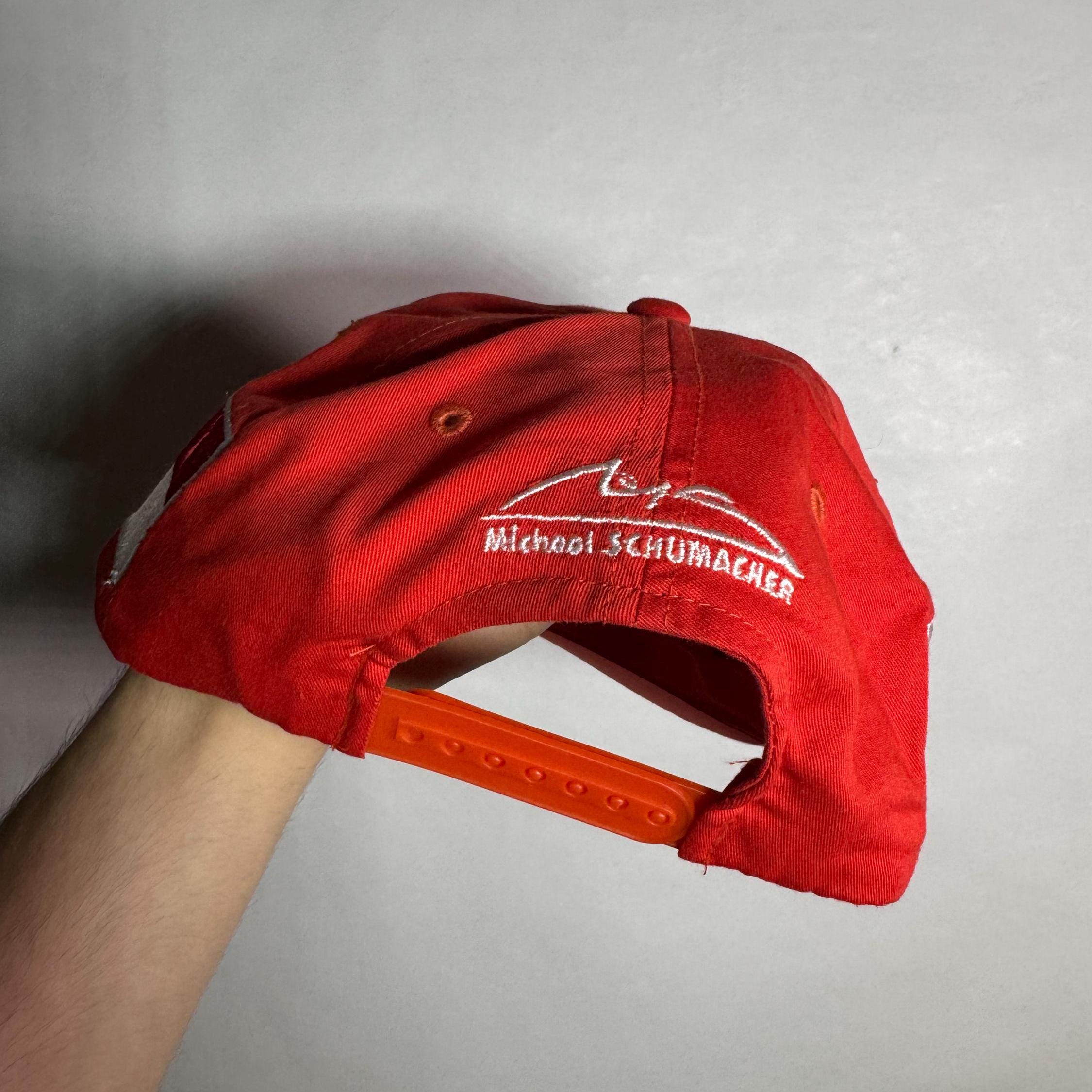 フェラーリＦ1帽子（ミハエルシューマッハ） 楽天市場】ミハエル・シューマッハ 2001年 フェラーリ フランス