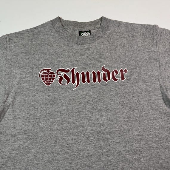 Vintage Thunder Trucks T-shirt Retro Y2k Skateboarding
