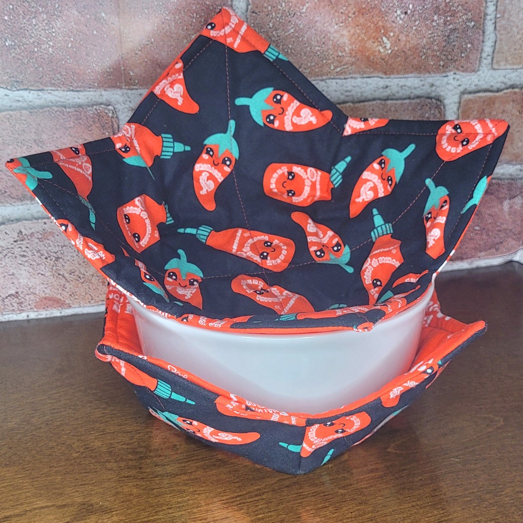 Sriracha Bowl Cozy, Set of 2 Hot Sauce Bowl Holder, Reversible Bowl