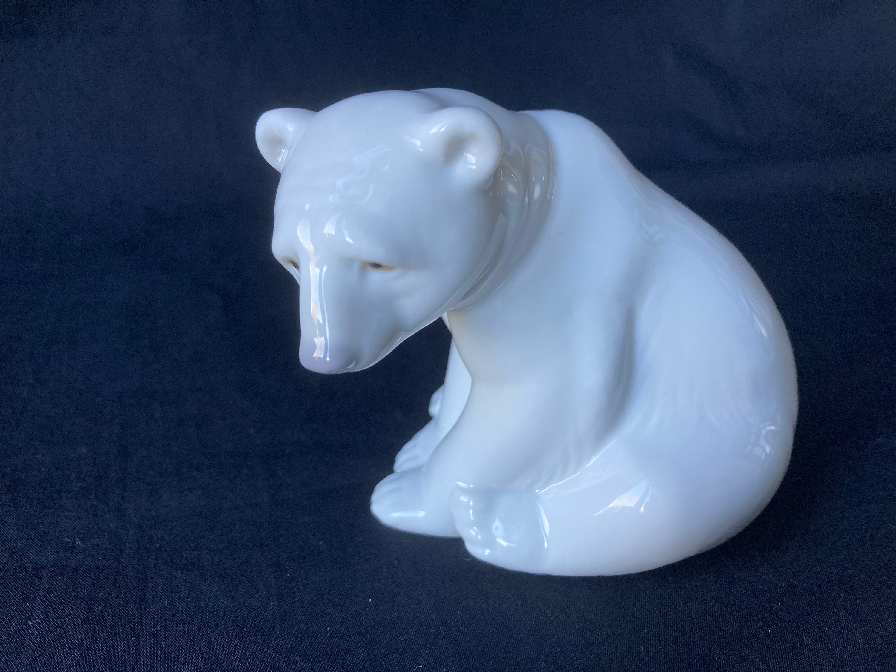 Lladro Polar Bear Porcelain Figurine, Model 1209 - Etsy Canada