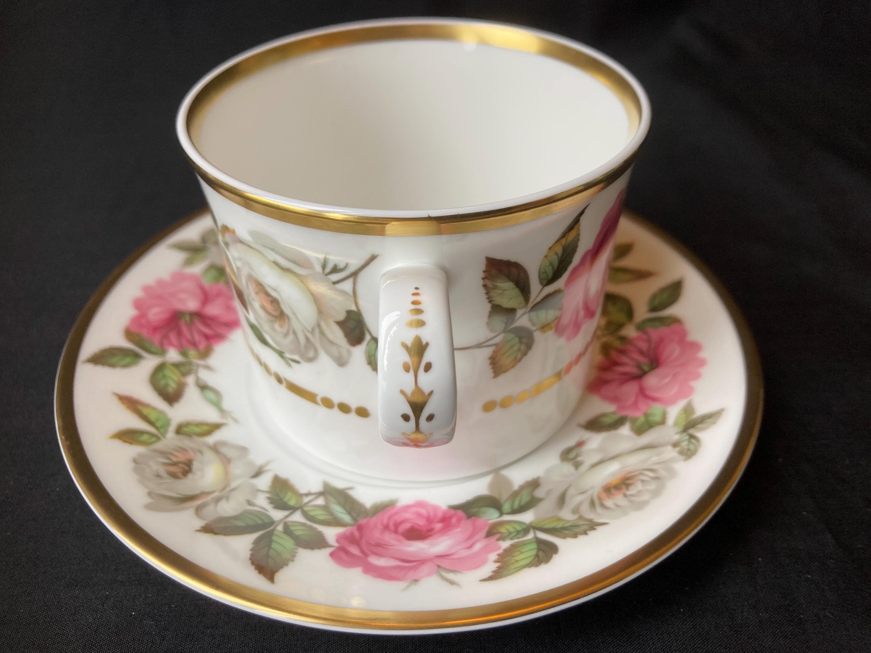Royal Worcester Royal Garden Tea Cup and Saucer, Fine Bone China