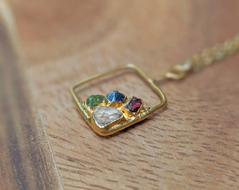 Custom Mothers necklace, Personalized Custom Jewelry, Family Birthstone necklace, Unique Mothers Day gift for Mom, Raw crystal Necklace