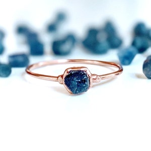 Raw blue Sapphire ring, September birthstone ring, Raw gemstone ring, Blue raw Sapphire Engagement ring, Birthstone jewelry, Raw stone ring