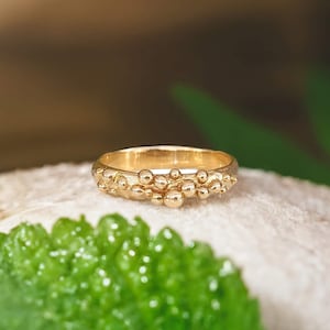 Dew drop ring, Rustic Gold beaded ring, Liquid Metal ring, Unique textured wedding band, Nature inspired ring, One of a kind ring for women
