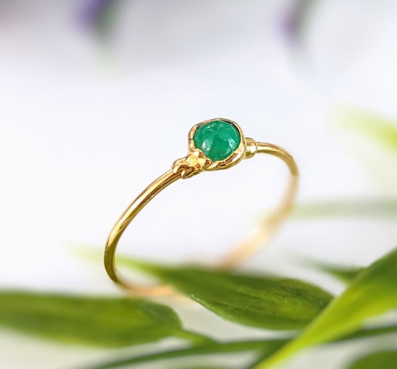 Oval Emerald Split Shank Ring with Diamond Halo | Bichsel Jewelry