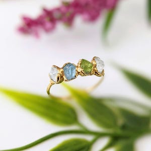 Family birthstone ring, Mothers ring, Birthstone Jewelry, Mothers Day Gift, Gift for Mom, Gemstone ring for Mom, Personalized gemstone ring