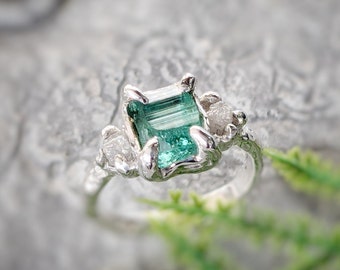 Raw Emerald and raw diamond ring, Rustic Silver ring, One of a kind gemstone ring, Nature inspired Emerald ring, Unique Gift for girlfriend