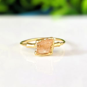 Raw Topaz ring, Raw gemstone ring, Raw crystal Engagement ring, November birthstone ring, Alternative engagement ring, Birthstone jewelry