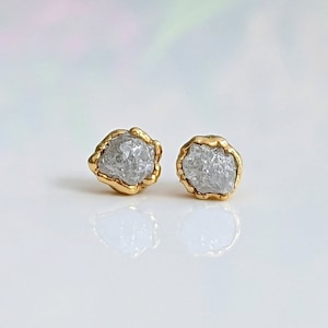 Raw diamond stud earrings, Rough diamond earrings, Uncut diamond jewelry White diamond earrings Diamond bridal earrings Diamond bridal studs