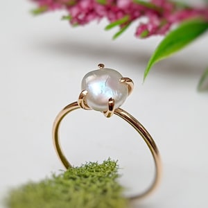 Freshwater pearl ring, Keshi pearl ring, Gold Pearl ring, Unique engagement ring, June birthstone ring, Alternative engagement ring for her