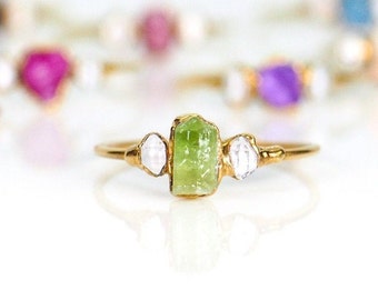 Raw Peridot and Herkimer diamond ring, August birthstone ring, Peridot ring, Green crystal ring, Alternative Engagement ring Peridot jewelry