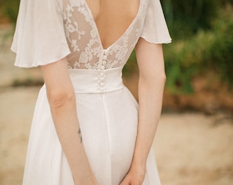 Vintage romantic wedding dress, bohemian lace wedding dress, light wedding dress, minimalist wedding dress