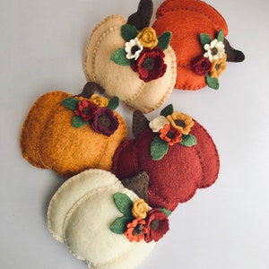 Felt Fall Harvest Pumpkin with Flowers