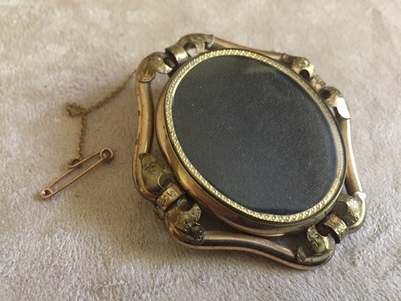 Victorian Locket, Reversible, Brooch, Gold, Verme… - image 5