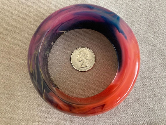 Large Lucite Multi-Colored Bangle, Marbleized, Sw… - image 12