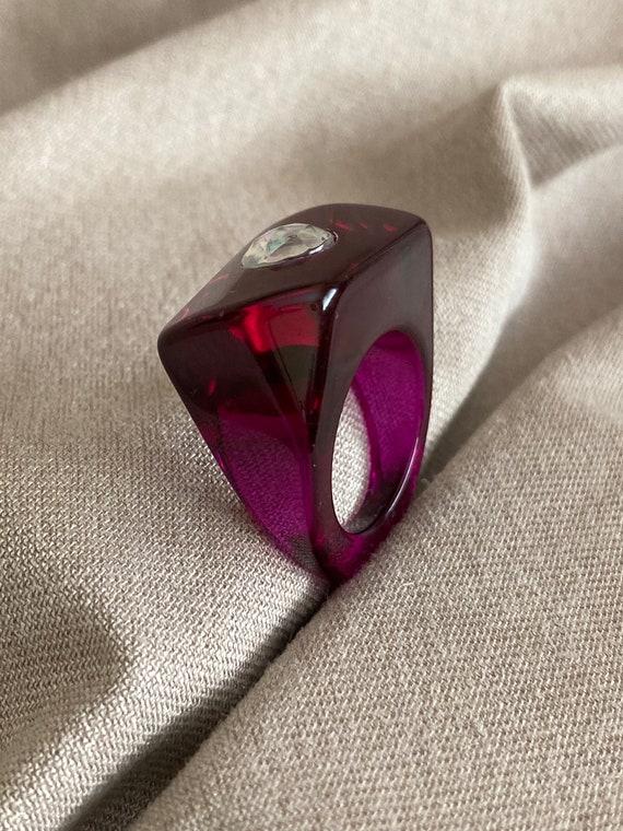 Lucite Ring, Purple, with Rose Cut Rhinestone, Tr… - image 4