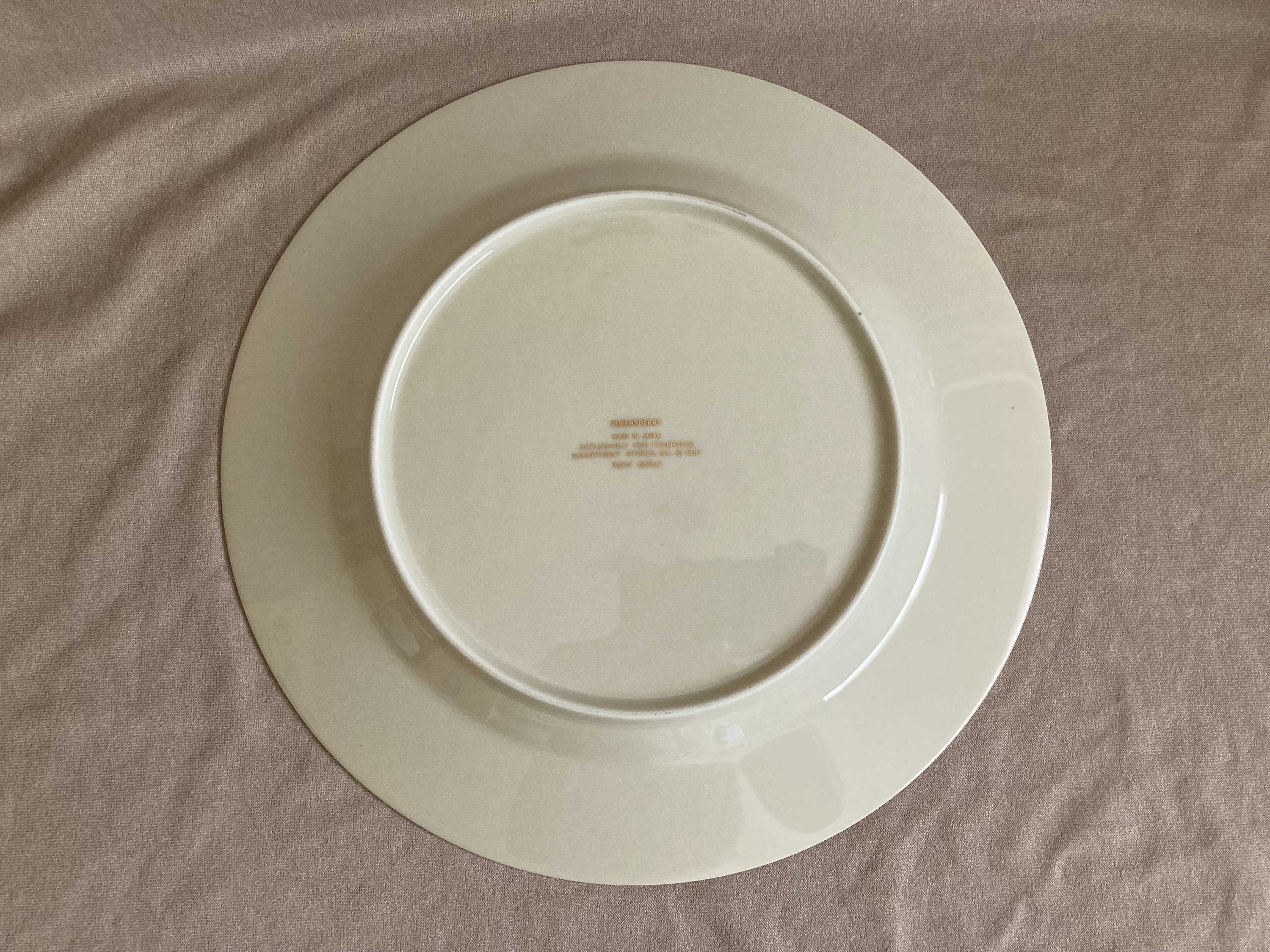 Queensberry by Royal Gallery, Partridge in Pear Tree, Dinner Plate, Christmas, Holiday