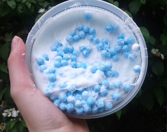 Blueberries 'n cream slime