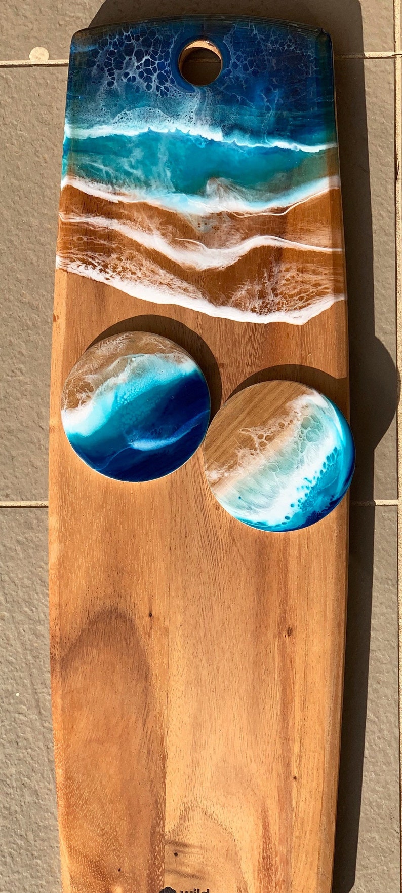 Cheese lover |Kitchenware |Dining Decor Serveboard |DiningTable decor Long Cheese board |HomeDecor Resinart Gift ideas OCEAN WAVES