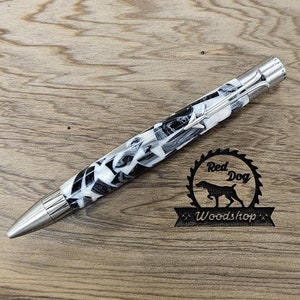 Schöner Jet Airliner Pen, handgedrehtes Schwarz-Weiß-Acryl, Pilot, Reisender, Flugzeugmechaniker, Luftfahrt Geschenk, Twilight Zone, Abschluss