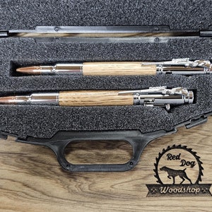 Jack Daniel's Barrel-staaf, met de hand gedraaide mooie set actiepennen/potloden, 7 mm-stift, chroom, jager, leger, geweerkoffer, diploma-uitreiking