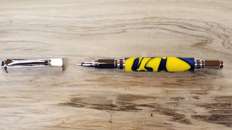 Free Shipping Christmas Gift Michigan Magnetic Vertex Rollerball Pen Stocking Stuffer Michigan Rollerball Pen Groomsman gift
