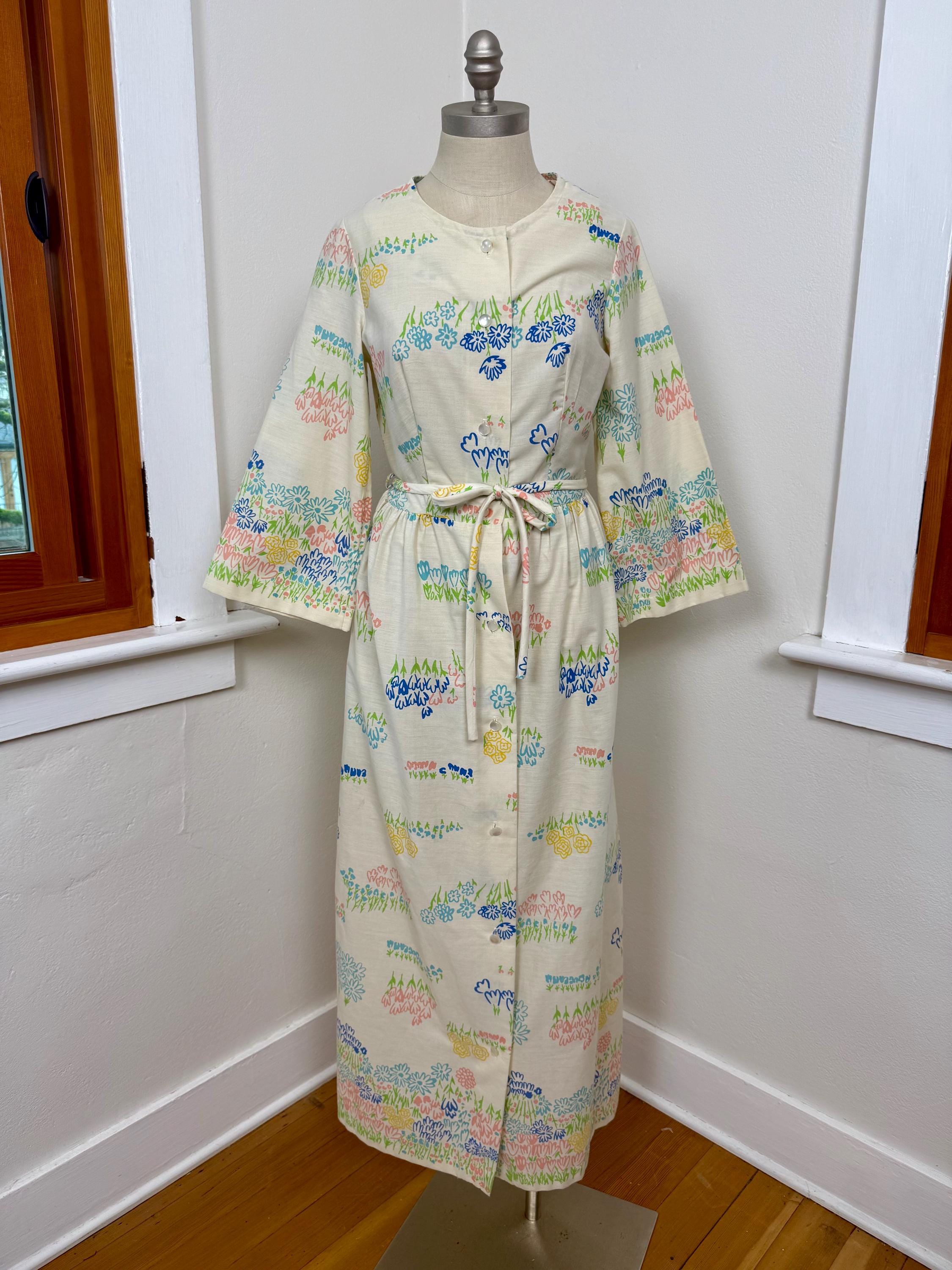 bell sleeve dress 70s style maxi Maxi Dress Retro Bell Sleeve Dress 70s Vintage Blue White Red Patchwork Print Maxi Dress, Wide