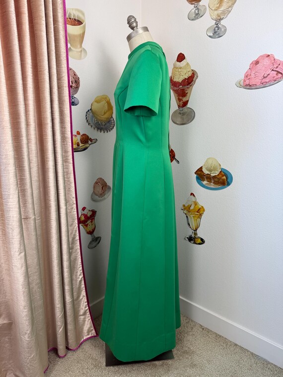 As is Vintage 60s | Edward Mesrobian | Short Sleeve Gown Formal Dress Mockneck Emerald Green Jewel Tone Monochromatic Wedding Guest Mod - Etsy As is Vintage 60s | Edward Mesrobian | Short Sleeve Gown Formal Dress Mockneck Emerald Green Jewel Tone Monochromatic Wedding Guest Mod - Etsy
